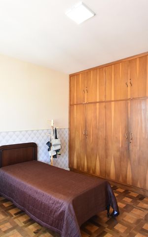 Apartamento à venda com 219m², 3 quartos e sem vagaQuarto 2