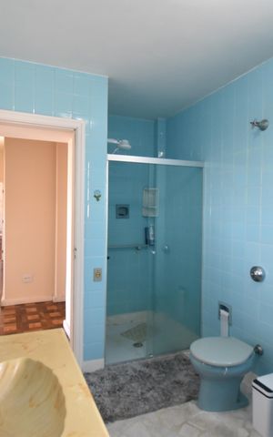 Apartamento à venda com 219m², 3 quartos e sem vagaBanheiro Social