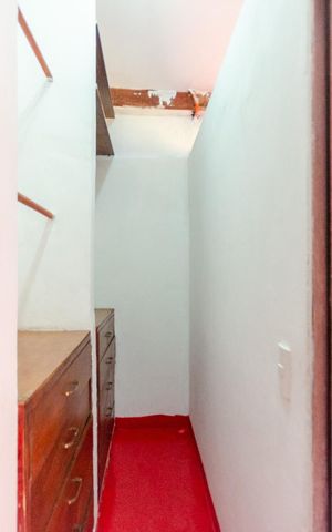 Casa para alugar com 100m², 2 quartos e 1 vaga Casa para alugar com 100m², 2 quartos e 1 vagaCloset