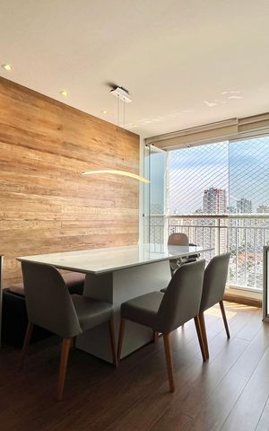 Apartamento à venda com 65m², 2 quartos e 1 vaga Apartamento à venda com 65m², 2 quartos e 1 vagaVaranda
