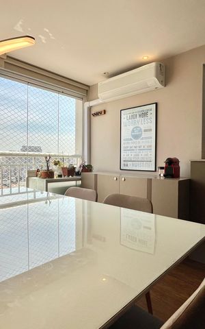 Apartamento à venda com 65m², 2 quartos e 1 vaga Apartamento à venda com 65m², 2 quartos e 1 vagaVaranda