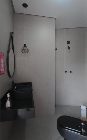 Casa à venda com 290m², 3 quartos e 3 vagasBanheiro Social 2