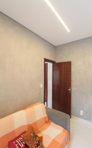 Casa à venda com 290m², 3 quartos e 3 vagasEscritório