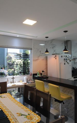 Casa à venda com 290m², 3 quartos e 3 vagasCozinha