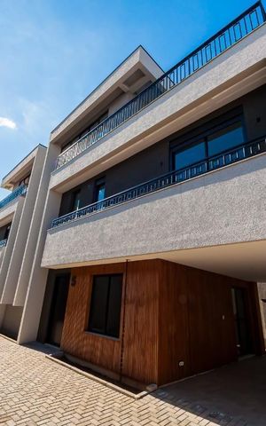 Casa de condomínio à venda com 143m², 3 quartos e 2 vagas