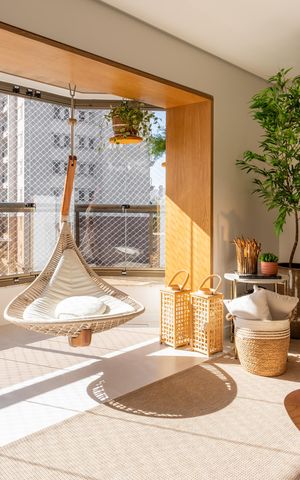 Apartamento à venda com 222m², 4 quartos e 3 vagasVaranda