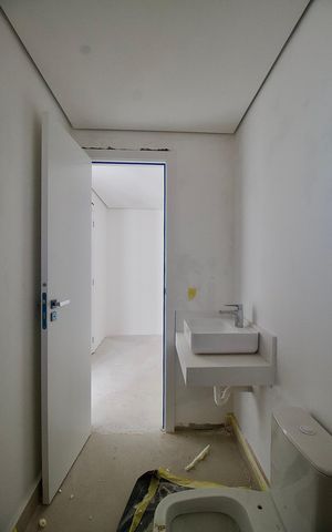 Apartamento à venda com 91m², 2 quartos e 2 vagasSuíte 1 - Banheiro