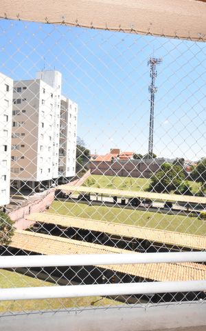 Apartamento à venda com 68m², 2 quartos e 1 vagaVista da varanda da sala