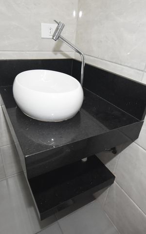 Apartamento à venda com 68m², 2 quartos e 1 vagaBanheiro Social
