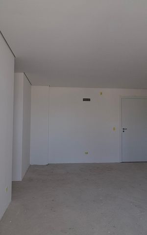 Apartamento à venda com 68m², 2 quartos e 2 vagas Apartamento à venda com 68m², 2 quartos e 2 vagasSala