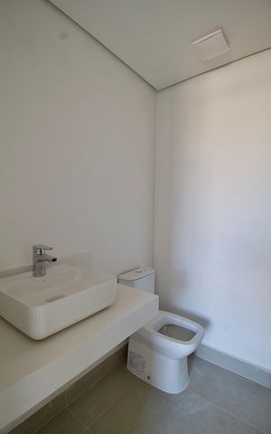 Apartamento à venda com 68m², 2 quartos e 2 vagas Apartamento à venda com 68m², 2 quartos e 2 vagasSuíte - Banheiro