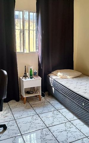 Casa à venda com 180m², 4 quartos e 2 vagas Casa à venda com 180m², 4 quartos e 2 vagasQuarto 4