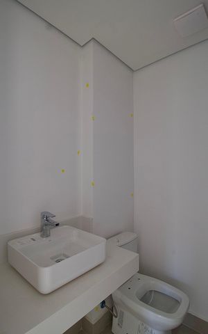 Apartamento à venda com 69m², 2 quartos e 2 vagas Apartamento à venda com 69m², 2 quartos e 2 vagasBanheiro