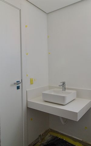 Apartamento à venda com 69m², 2 quartos e 1 vagaSuíte - Banheiro