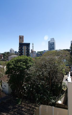 Apartamento à venda com 69m², 2 quartos e 1 vagaSacada - Vista