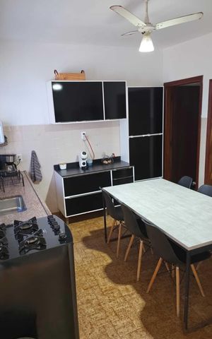 Casa à venda com 88m², 2 quartos e 3 vagas Casa à venda com 88m², 2 quartos e 3 vagasCozinha