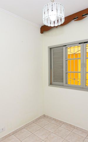 Casa para alugar com 160m², 3 quartos e 2 vagas Casa para alugar com 160m², 3 quartos e 2 vagasQuarto
