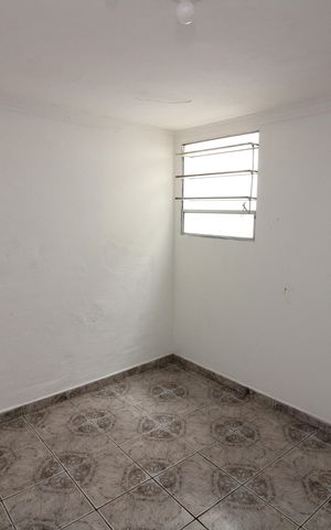 Casa para alugar com 33m², 1 quarto e sem vagaQuarto 