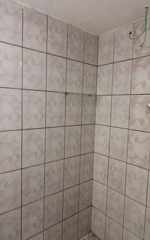 Casa para alugar com 33m², 1 quarto e sem vagaBanheiro social