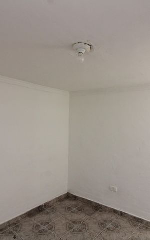 Casa para alugar com 33m², 1 quarto e sem vagaQuarto 