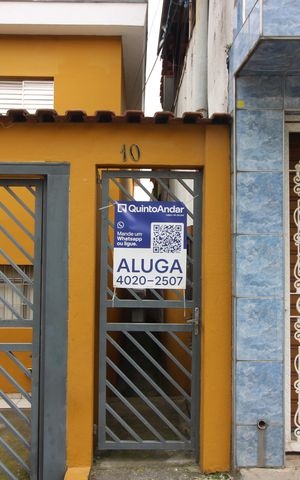 Casa para alugar com 33m², 1 quarto e sem vagaFachada
