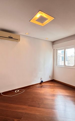 Apartamento à venda com 122m², 2 quartos e 2 vagasSala de TV