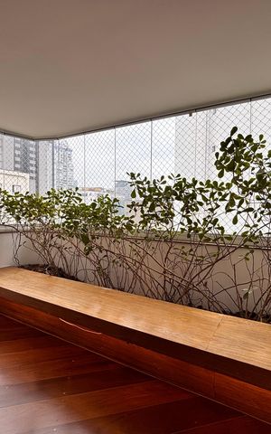 Apartamento à venda com 122m², 2 quartos e 2 vagasVaranda