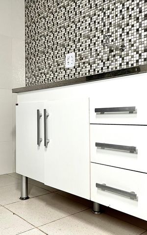 Apartamento para alugar com 65m², 2 quartos e 1 vaga Apartamento para alugar com 65m², 2 quartos e 1 vagaCozinha