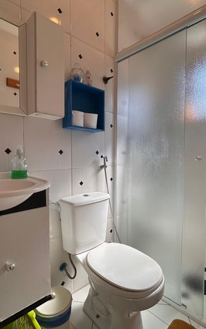 Casa à venda com 181m², 5 quartos e 3 vagas Casa à venda com 181m², 5 quartos e 3 vagasBanheiro da Suíte 1