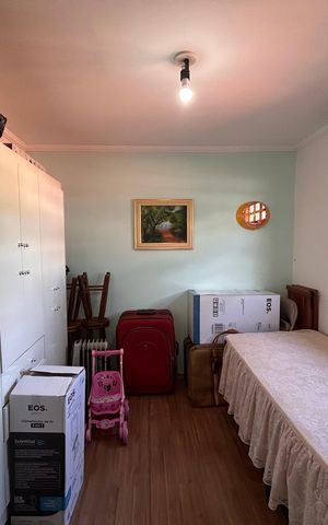 Casa à venda com 181m², 5 quartos e 3 vagas Casa à venda com 181m², 5 quartos e 3 vagasEscritório