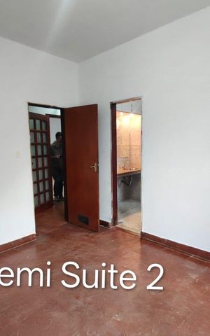 Casa para alugar com 1530m², 3 quartos e 10 vagas Casa para alugar com 1530m², 3 quartos e 10 vagasSemi-suíte 2