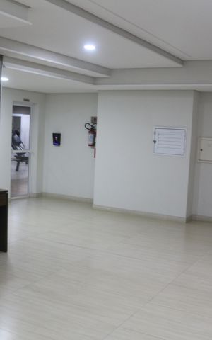 Apartamento para alugar com 66m², 2 quartos e 2 vagasHall social