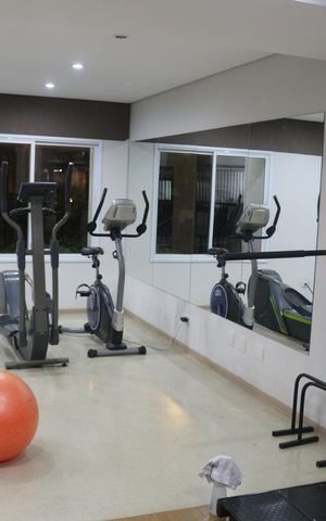 Apartamento para alugar com 66m², 2 quartos e 2 vagasÁrea comum - Academia