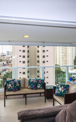 Apartamento para alugar com 97m², 3 quartos e 2 vagasVaranda