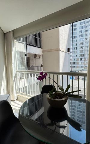 Apartamento à venda com 60m², 2 quartos e 1 vaga Apartamento à venda com 60m², 2 quartos e 1 vagaVaranda