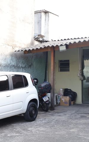 Casa à venda com 80m², 2 quartos e 6 vagasGaragem
