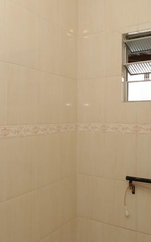 Casa à venda com 80m², 2 quartos e 6 vagasBanheiro