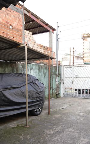 Casa à venda com 80m², 2 quartos e 6 vagasGaragem