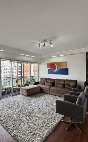Apartamento à venda com 187m², 3 quartos e 2 vagas Apartamento à venda com 187m², 3 quartos e 2 vagasSala