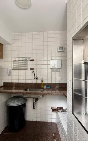 Apartamento à venda com 187m², 3 quartos e 2 vagas Apartamento à venda com 187m², 3 quartos e 2 vagasChurrasqueira