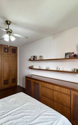 Apartamento à venda com 187m², 3 quartos e 2 vagas Apartamento à venda com 187m², 3 quartos e 2 vagasSuíte