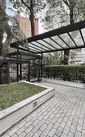 Apartamento à venda com 187m², 3 quartos e 2 vagas Apartamento à venda com 187m², 3 quartos e 2 vagasEntrada