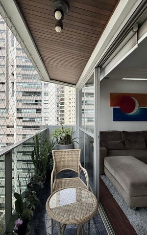 Apartamento à venda com 187m², 3 quartos e 2 vagas Apartamento à venda com 187m², 3 quartos e 2 vagasSacada