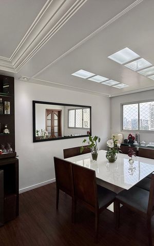 Apartamento à venda com 187m², 3 quartos e 2 vagas Apartamento à venda com 187m², 3 quartos e 2 vagasSala