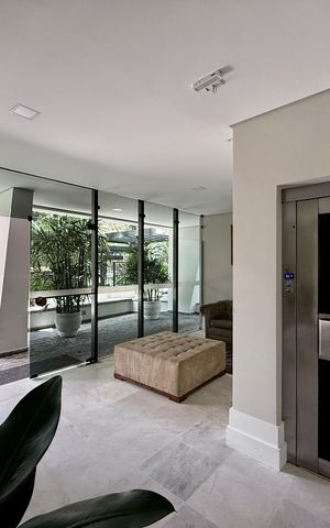 Apartamento à venda com 187m², 3 quartos e 2 vagas Apartamento à venda com 187m², 3 quartos e 2 vagasHall Social Bloco