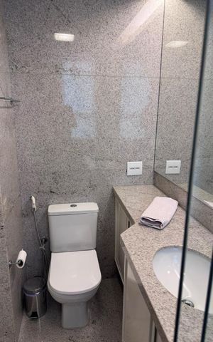 Apartamento à venda com 108m², 3 quartos e 2 vagas Apartamento à venda com 108m², 3 quartos e 2 vagasBanheiro da Suíte