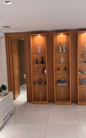Apartamento à venda com 108m², 3 quartos e 2 vagas Apartamento à venda com 108m², 3 quartos e 2 vagasSala