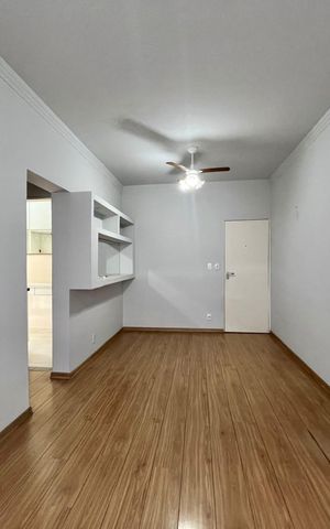 Apartamento para alugar com 75m², 2 quartos e 1 vaga Apartamento para alugar com 75m², 2 quartos e 1 vagaSala