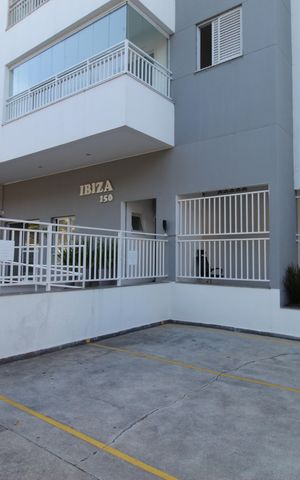 Apartamento para alugar com 74m², 2 quartos e 2 vagasPortaria