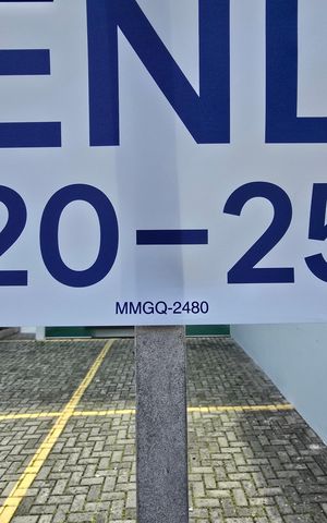 Casa à venda com 190m², 4 quartos e 4 vagas Casa à venda com 190m², 4 quartos e 4 vagasPlaca MMGQ-2480